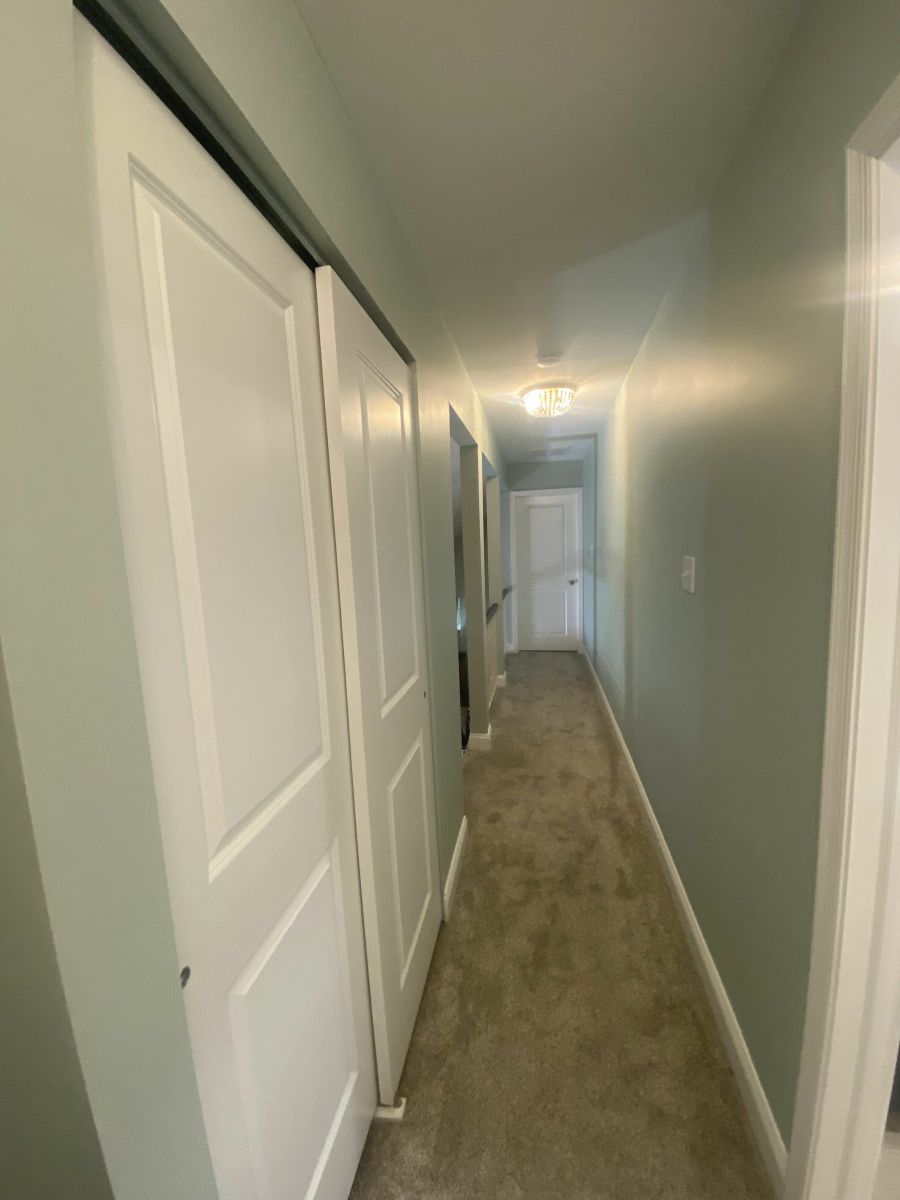 Full-Bathroom-and-Hallway-in-Sewell-NJ-8
