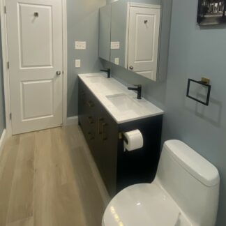 Full Bathroom & Hallway in Sewell, NJ